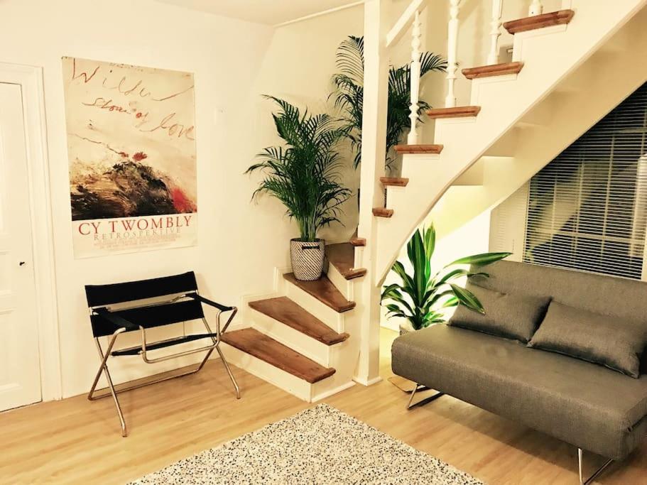 Ground Floor In Villa In Charlottenburg Garden View Berlim Exterior foto
