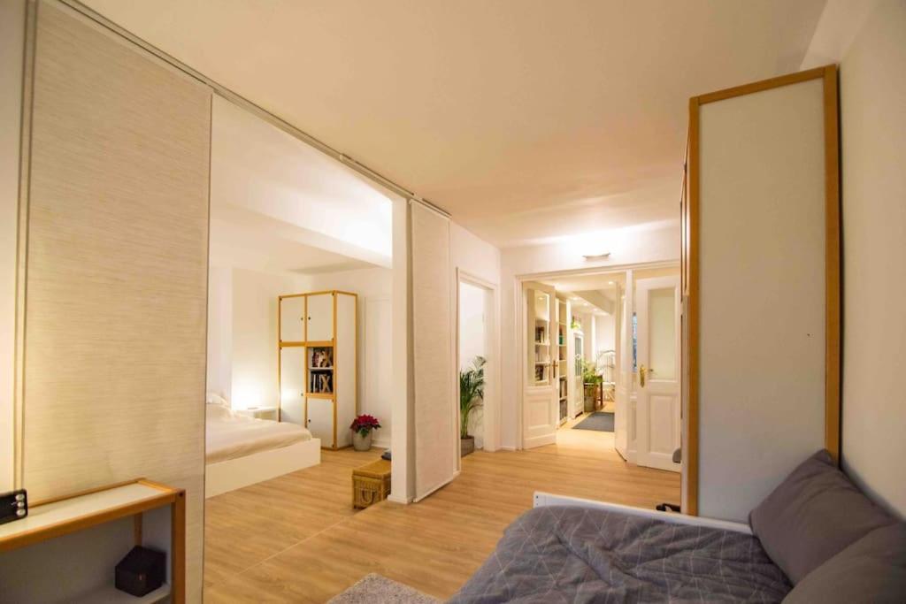 Ground Floor In Villa In Charlottenburg Garden View Berlim Exterior foto